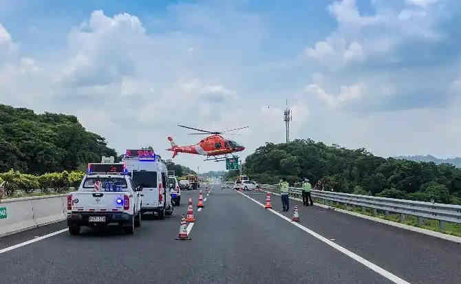 洱源高速公路汽车救援案例